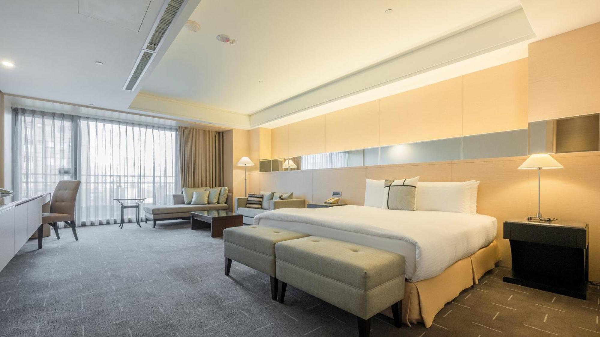 Check Inn Select Taichung Dadun Exterior photo